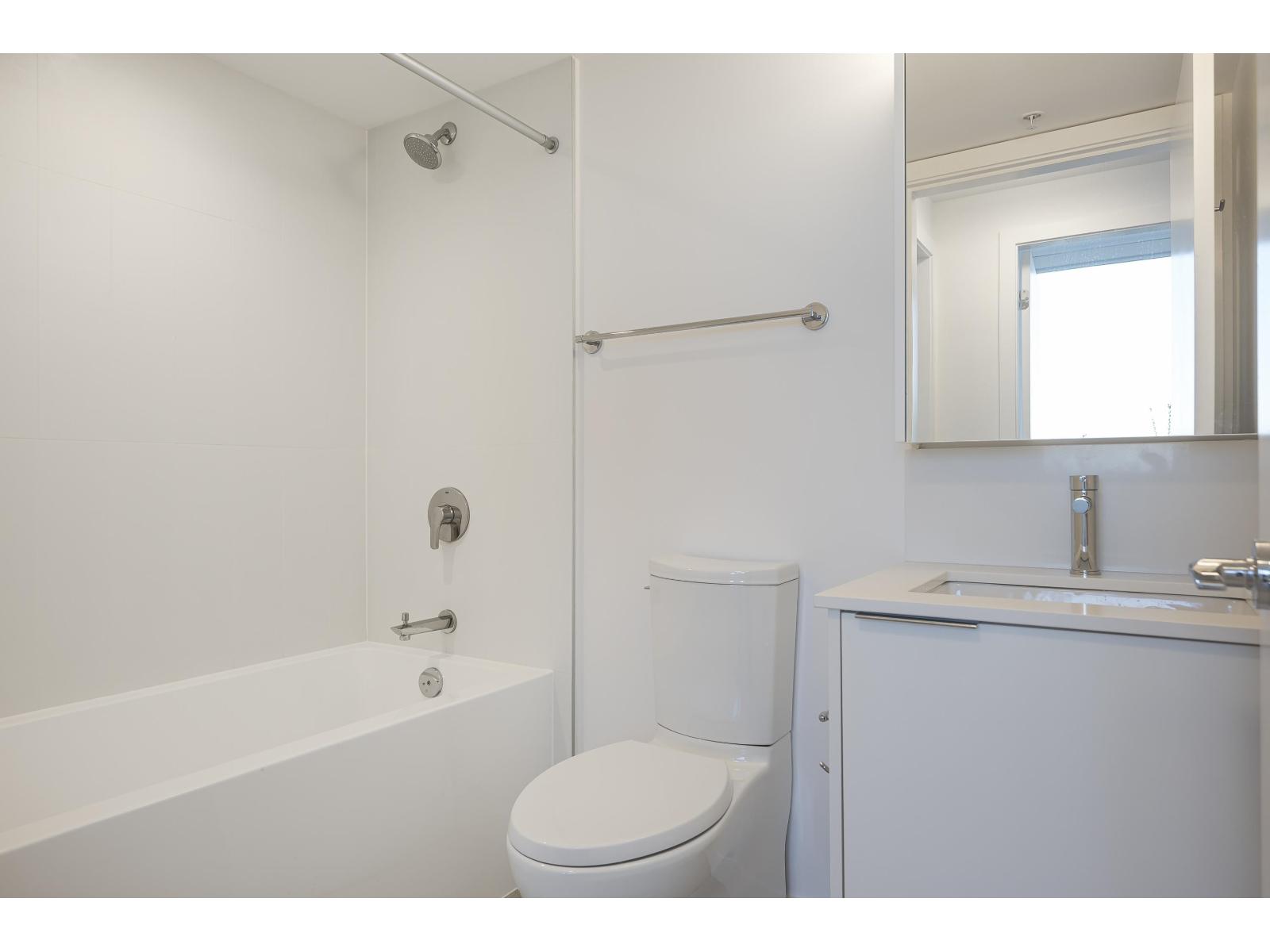 2204 10333 133 STREET, Surrey