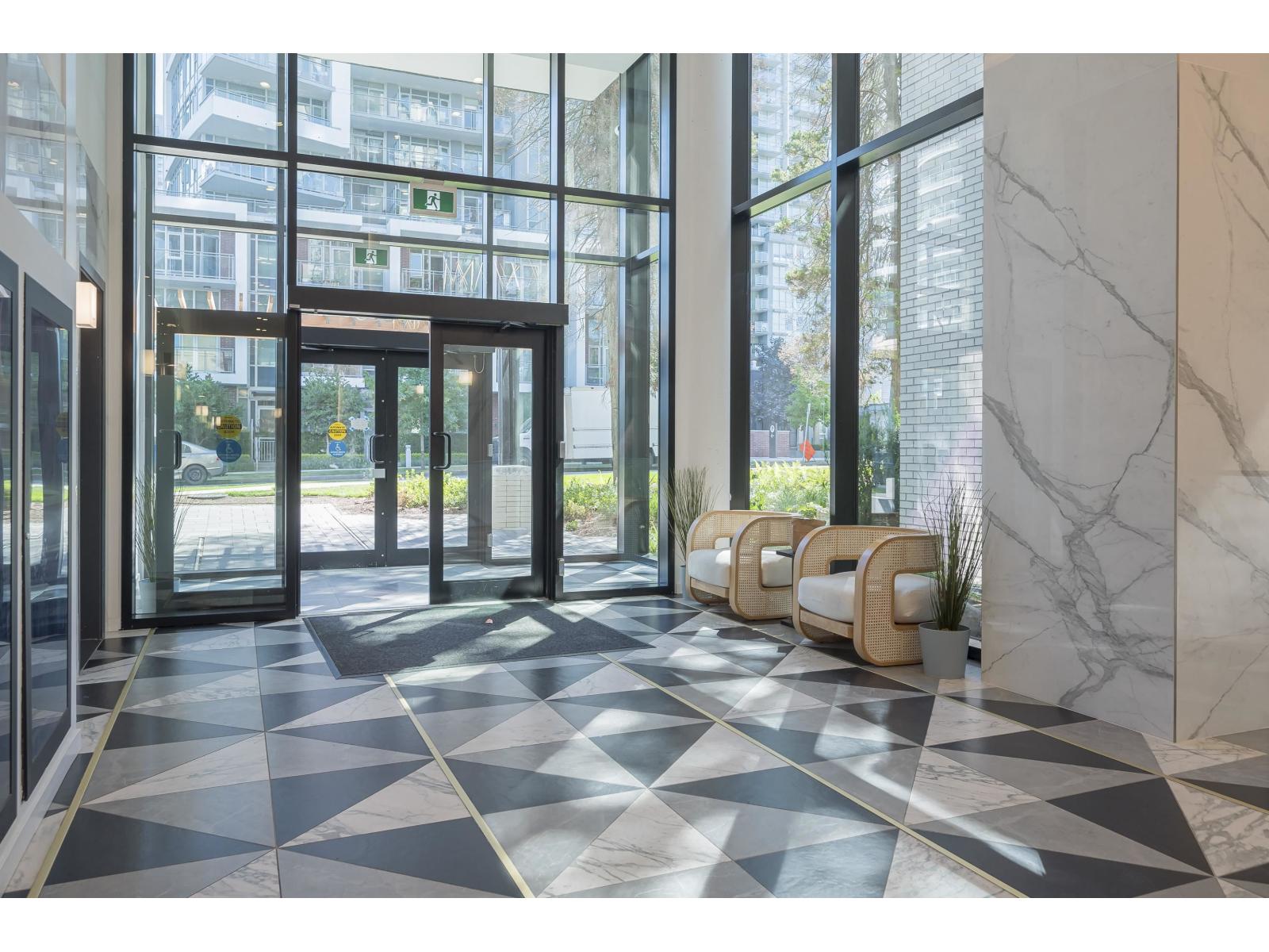 2204 10333 133 STREET, Surrey