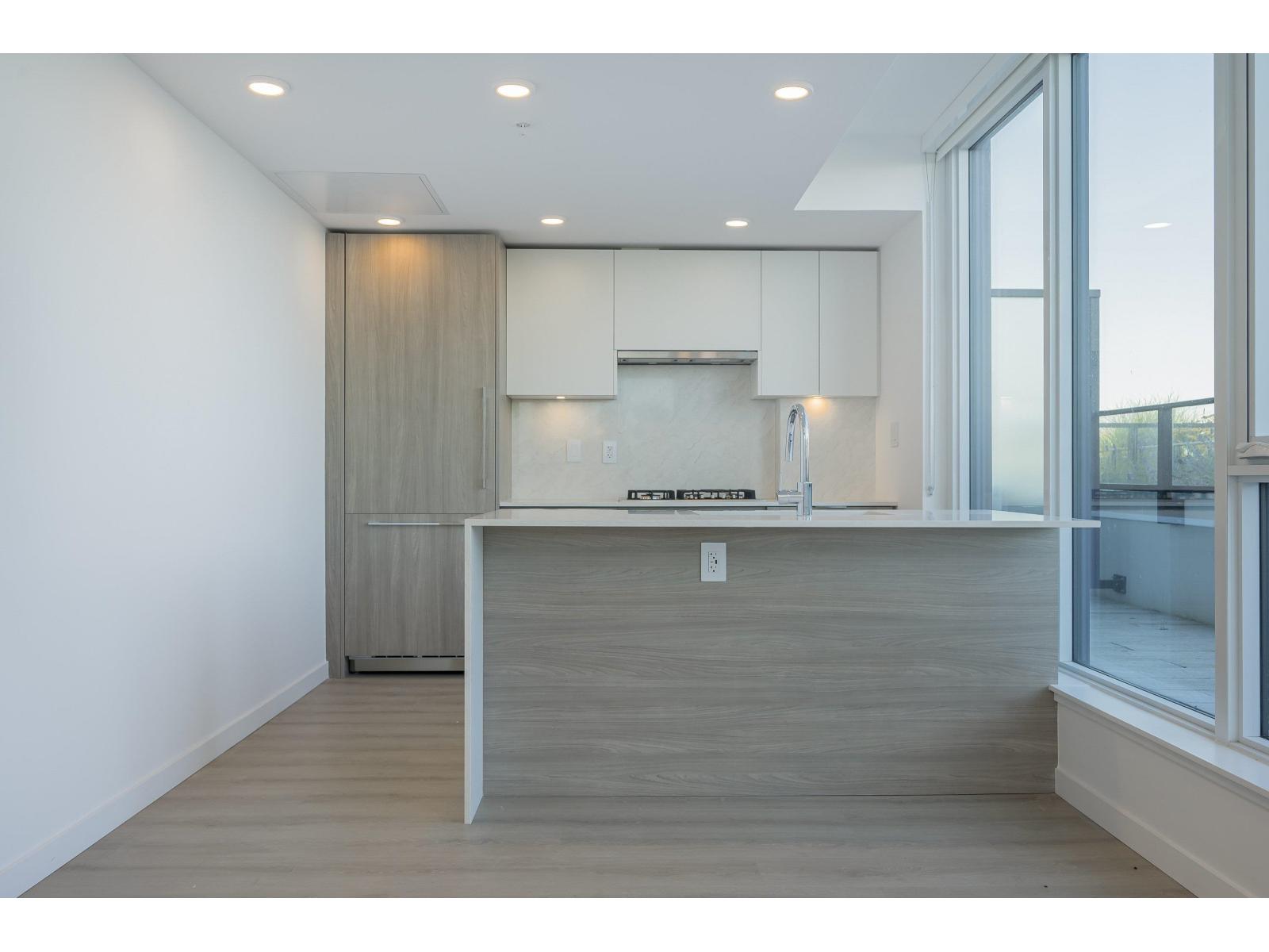 2204 10333 133 STREET, Surrey