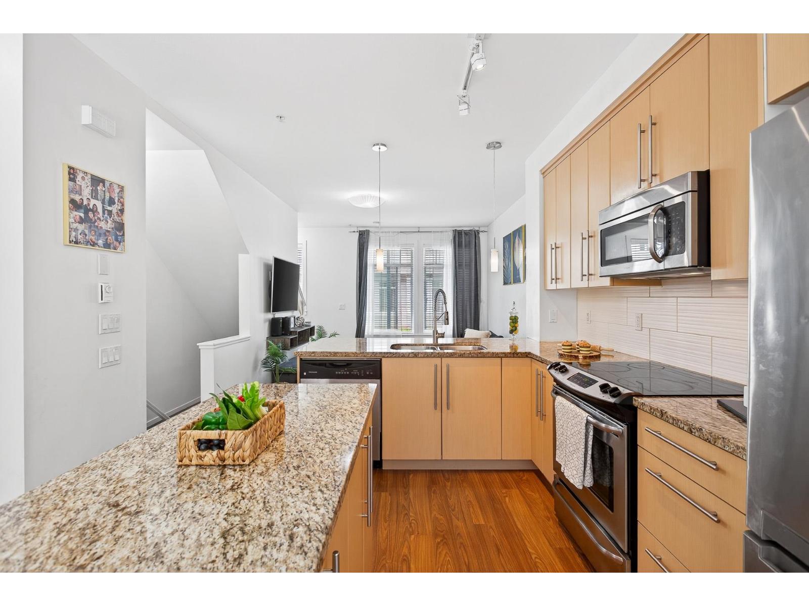 37 8250 209B STREET, Langley