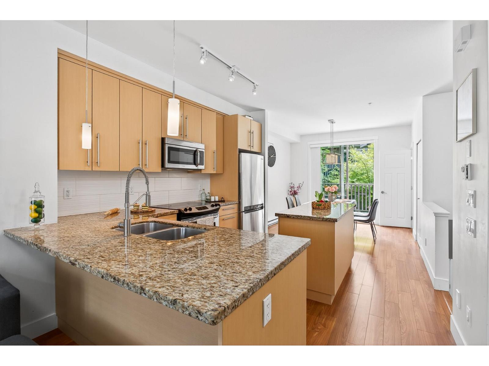 37 8250 209B STREET, Langley