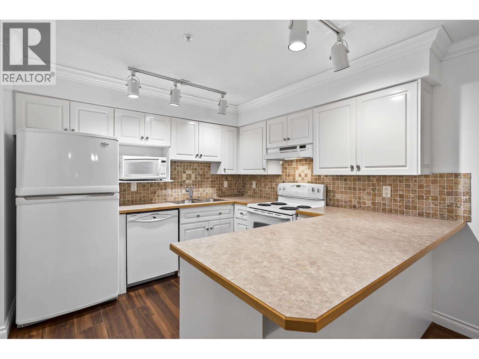 107 1215 PACIFIC STREET, Coquitlam