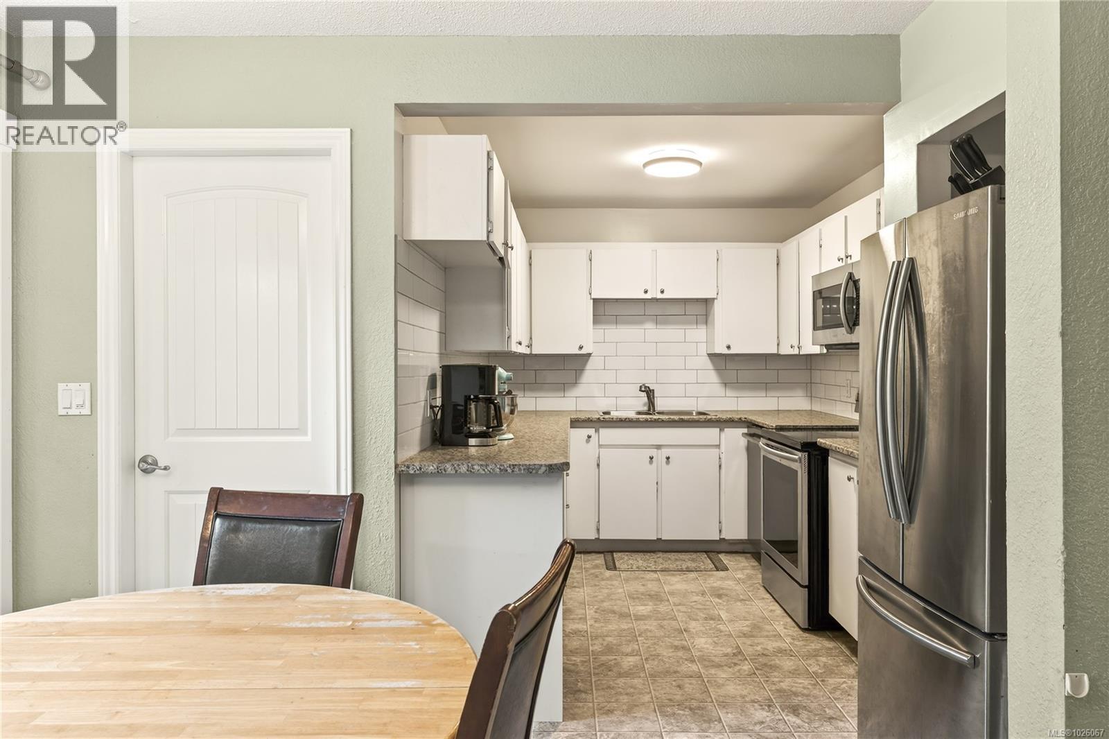 28 855 Howard Ave, Nanaimo