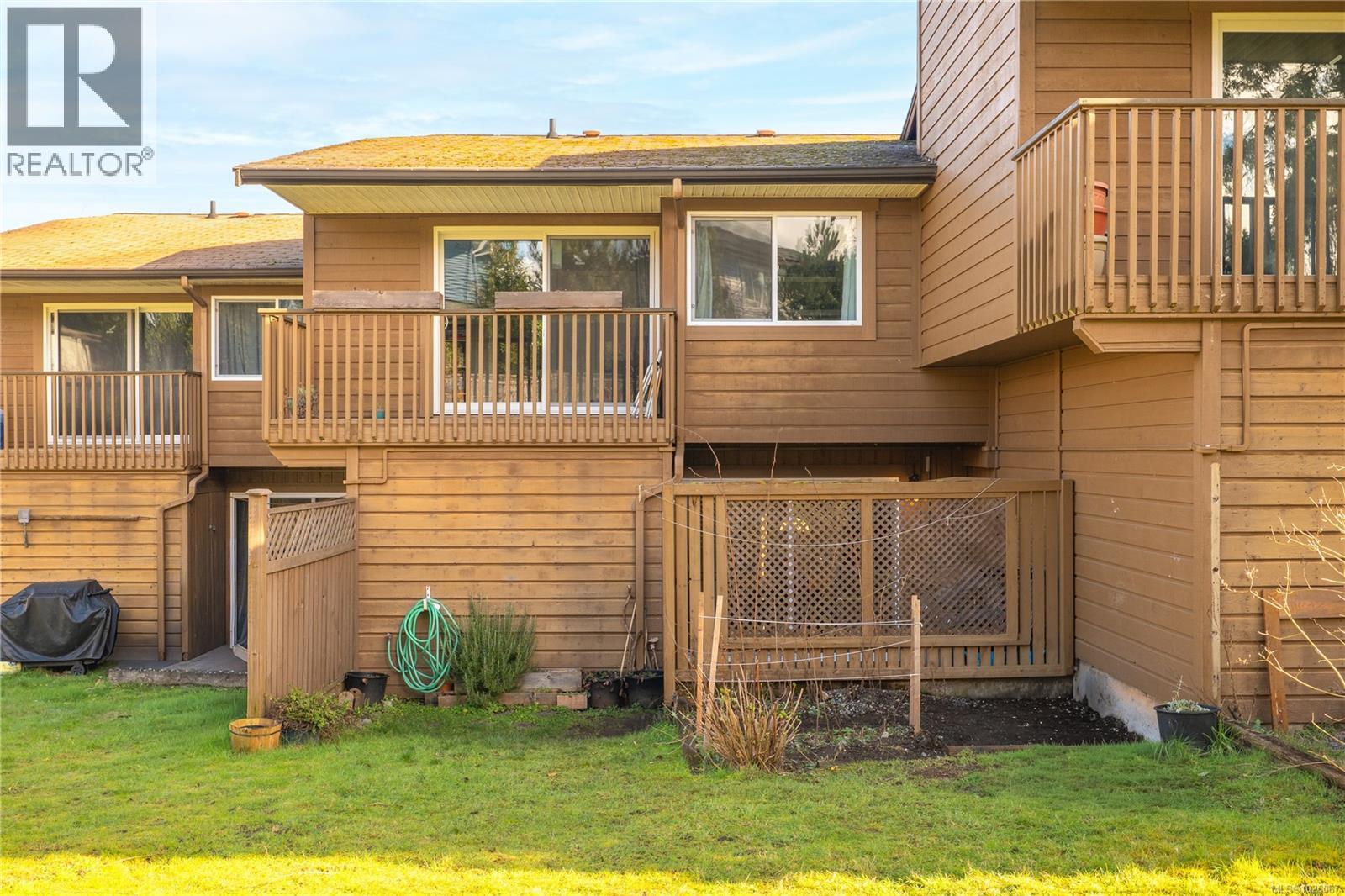 28 855 Howard Ave, Nanaimo
