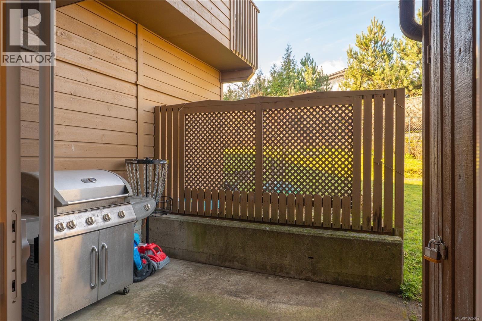 28 855 Howard Ave, Nanaimo