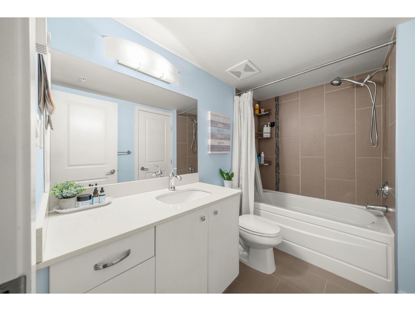 463 15850 26 AVENUE, Surrey