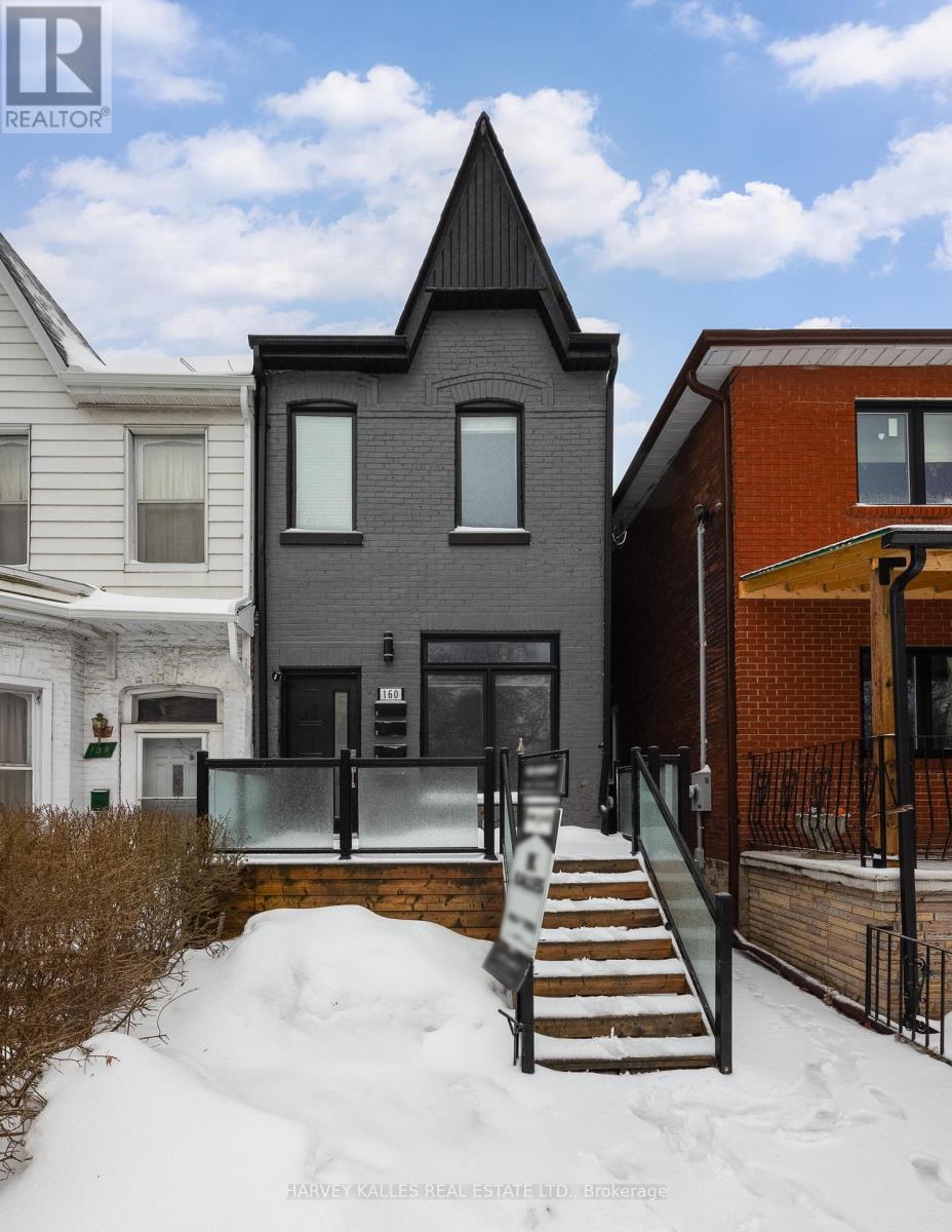 160 Lansdowne Avenue 2