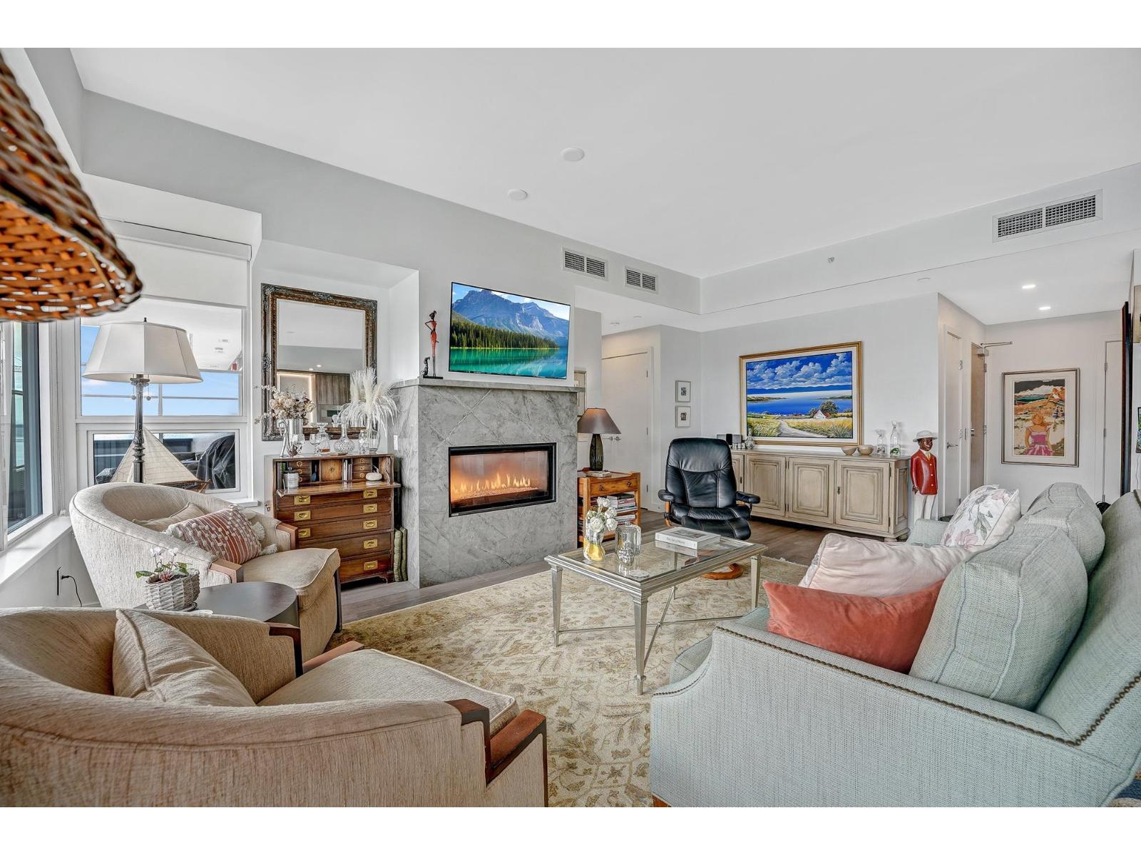 1302 1441 JOHNSTON ROAD, White Rock