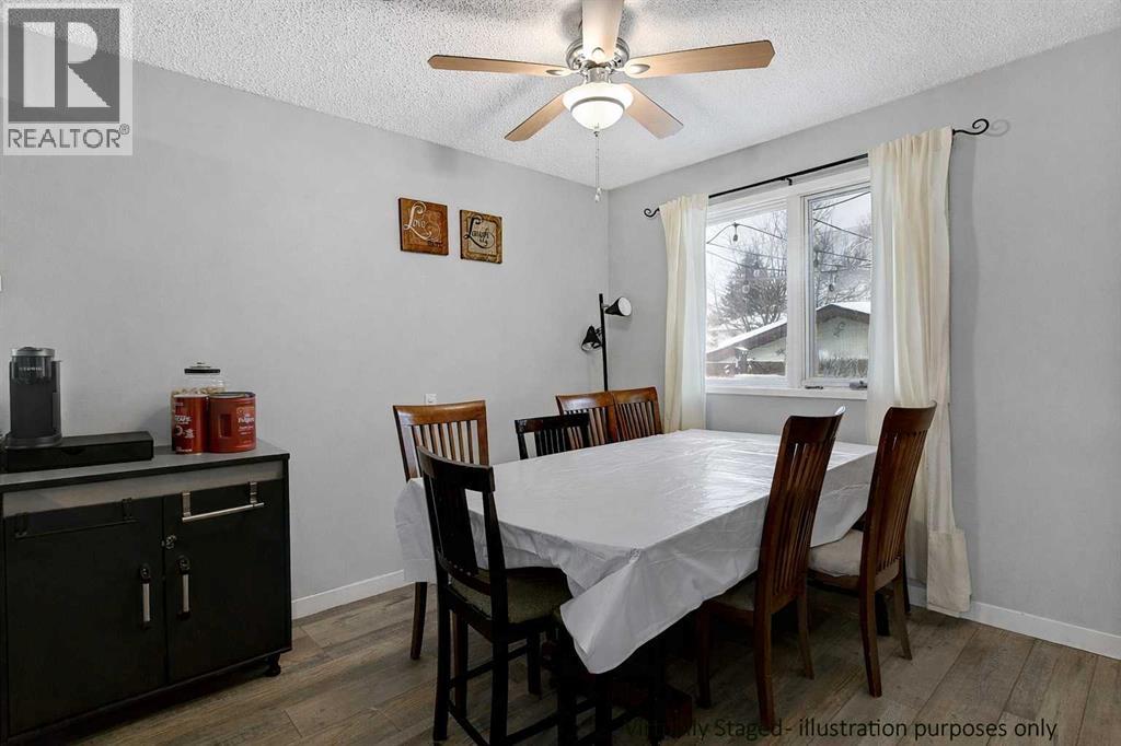 9421 70 Avenue - Photo 5 of 20, Grande Prairie, Alberta