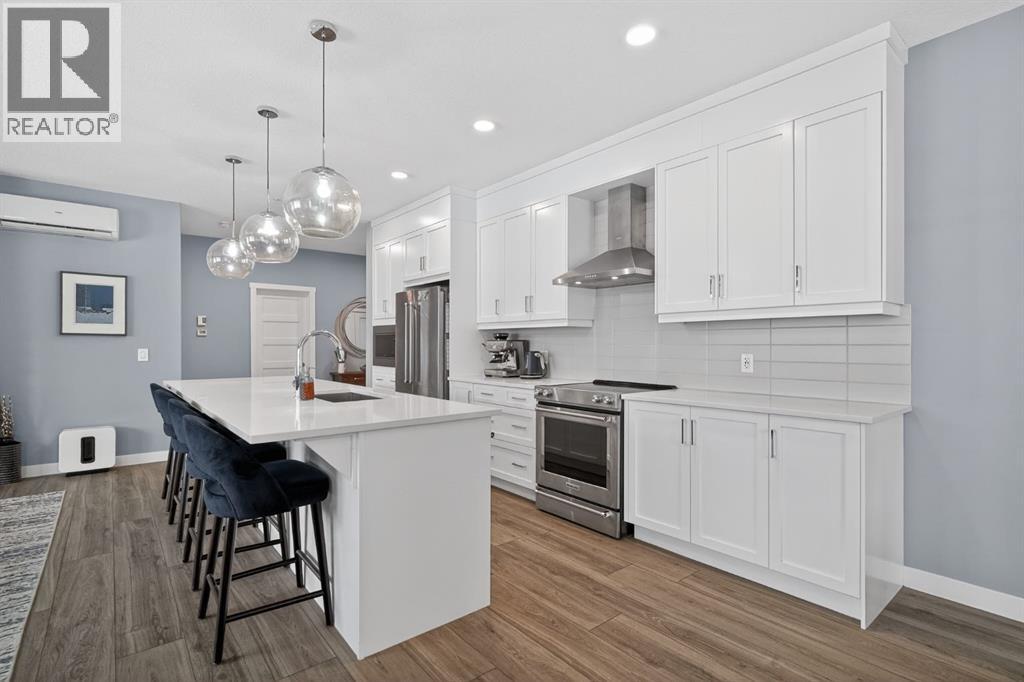 Single Family House for Sale in   Wolf Hollow Crescent SE Wolf Willow Calgary 