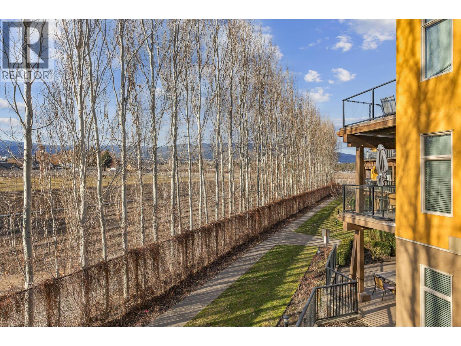 2204 4042 Pritchard Drive North, West Kelowna