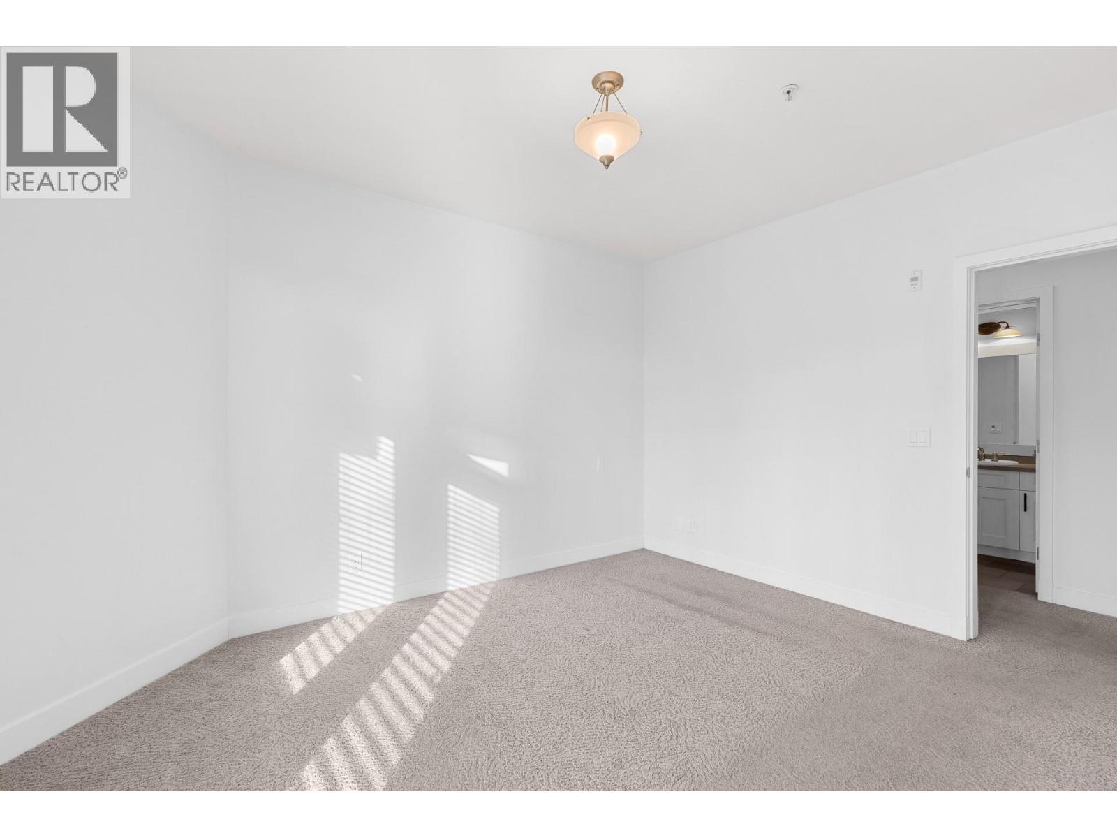 2204 4042 Pritchard Drive North, West Kelowna