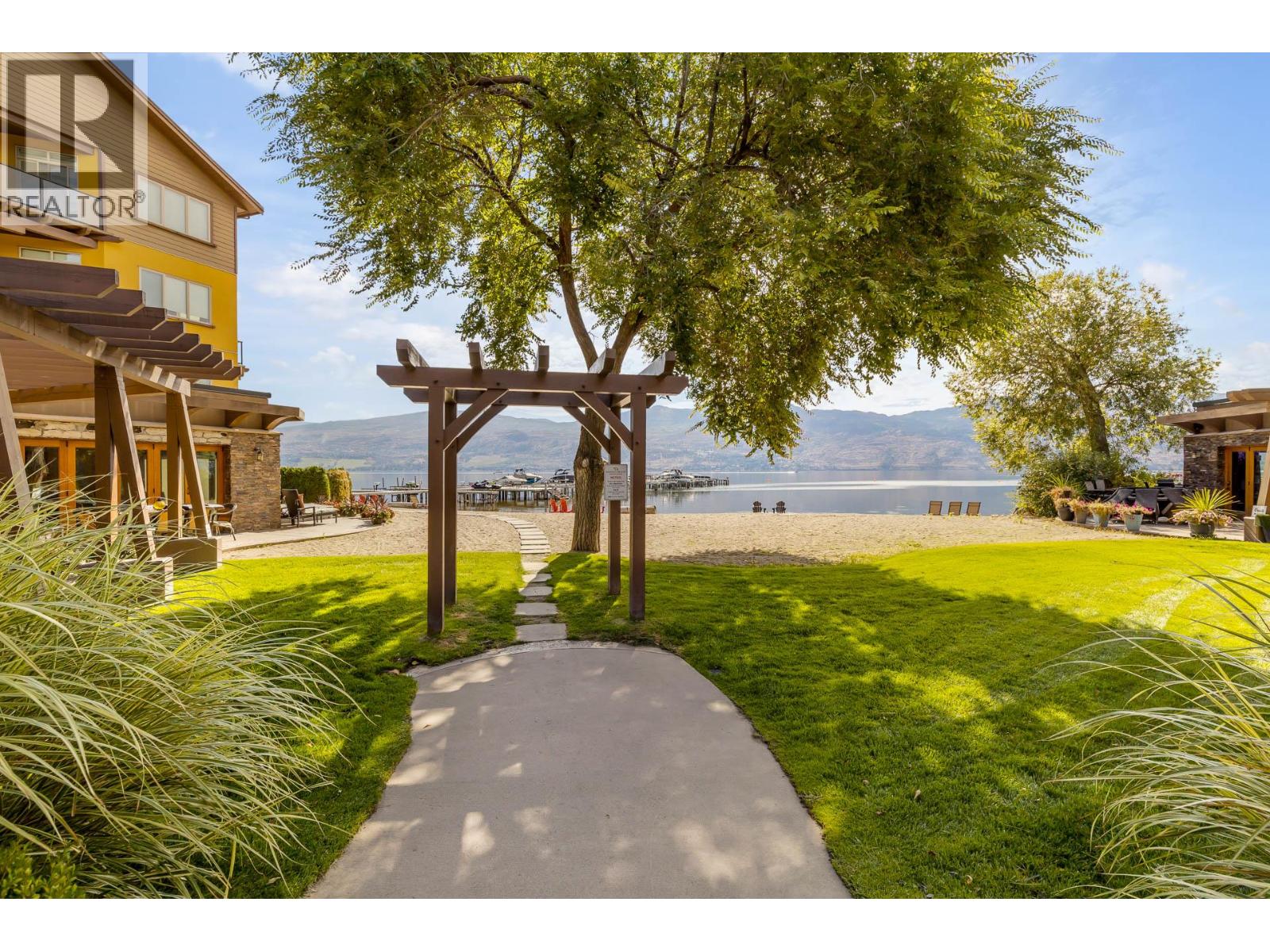 2204 4042 Pritchard Drive North, West Kelowna