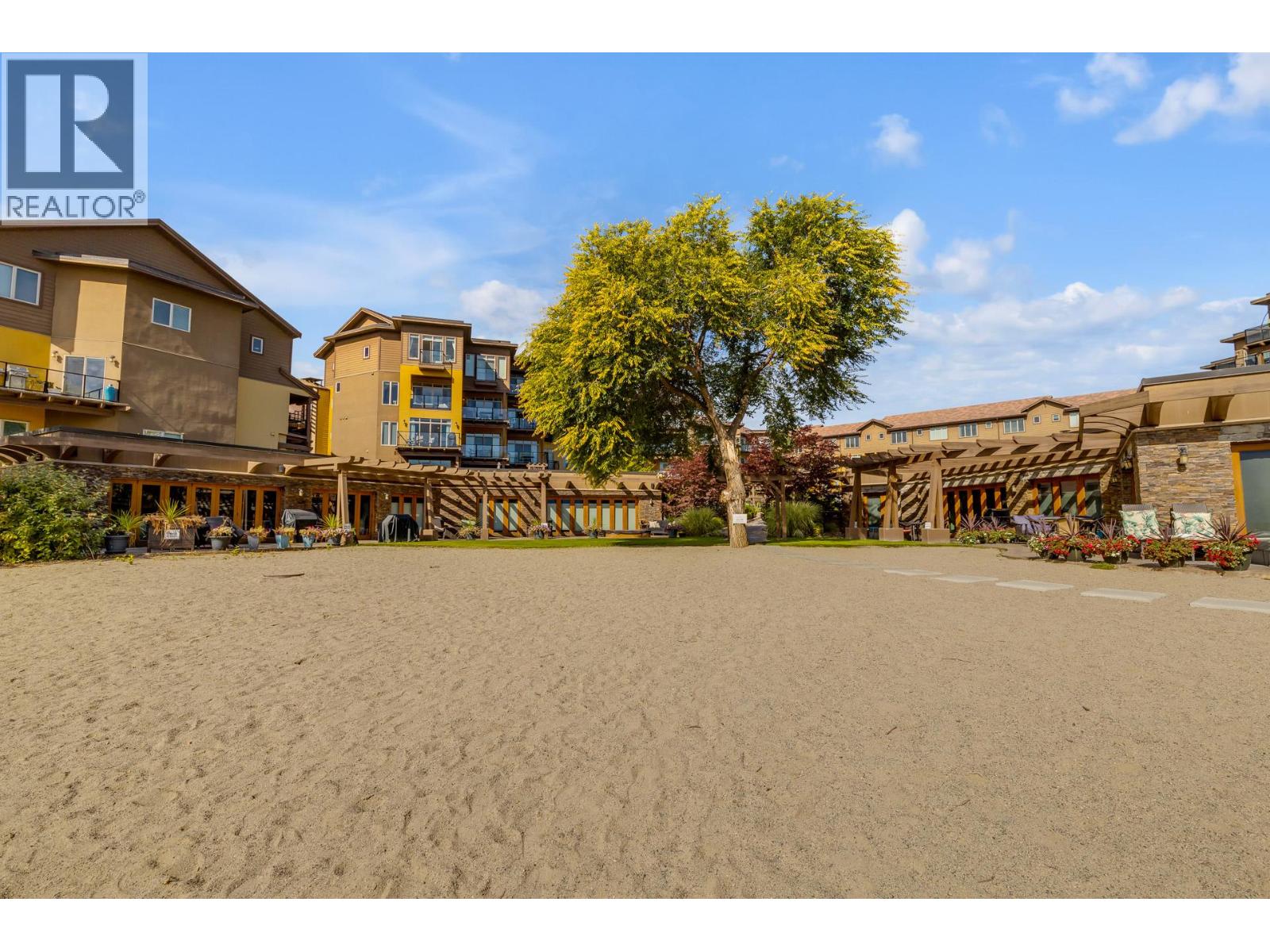 2204 4042 Pritchard Drive North, West Kelowna