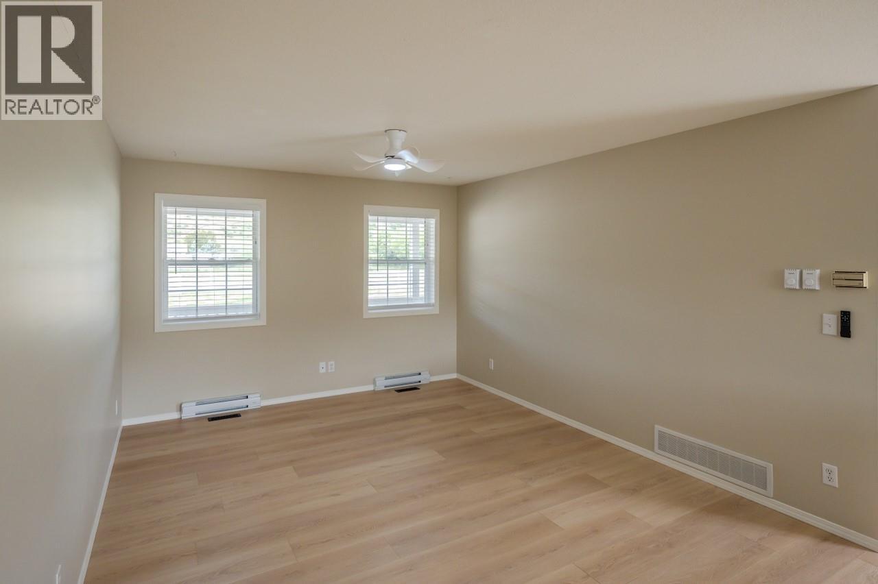 5629 Sawmill Road, Oliver