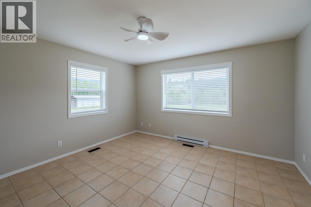 5629 Sawmill Road, Oliver