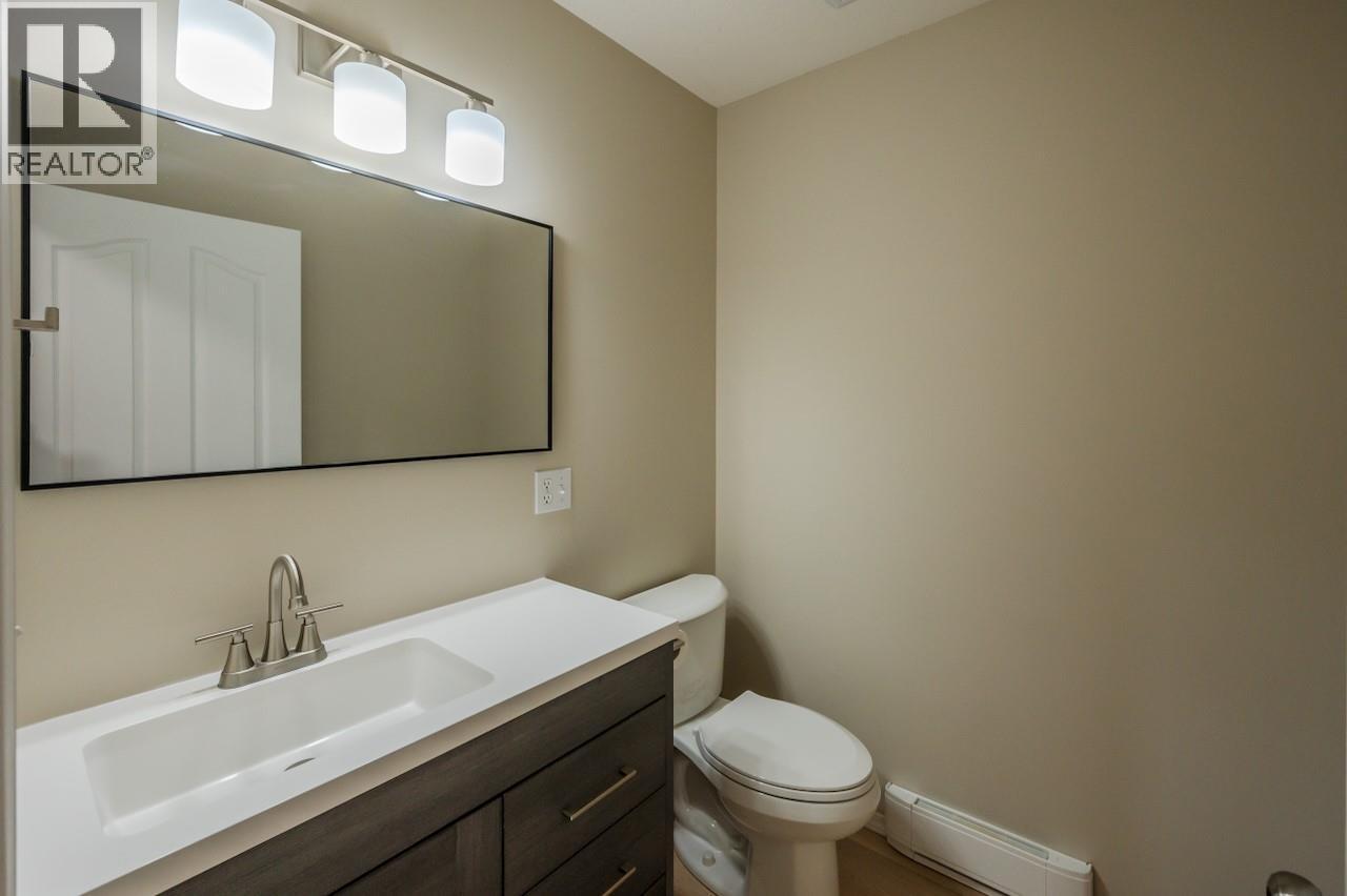 5629 Sawmill Road, Oliver