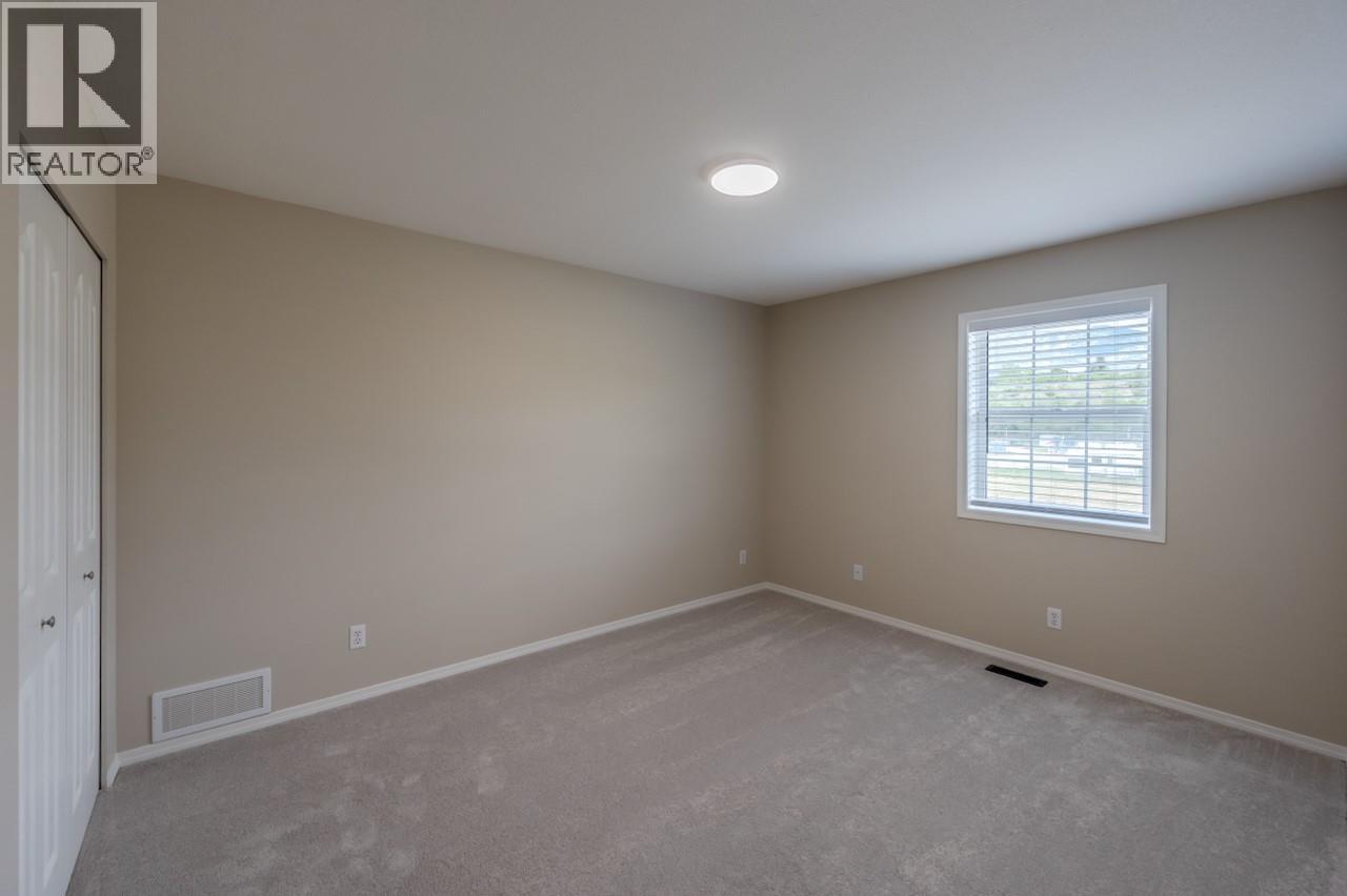 5629 Sawmill Road, Oliver