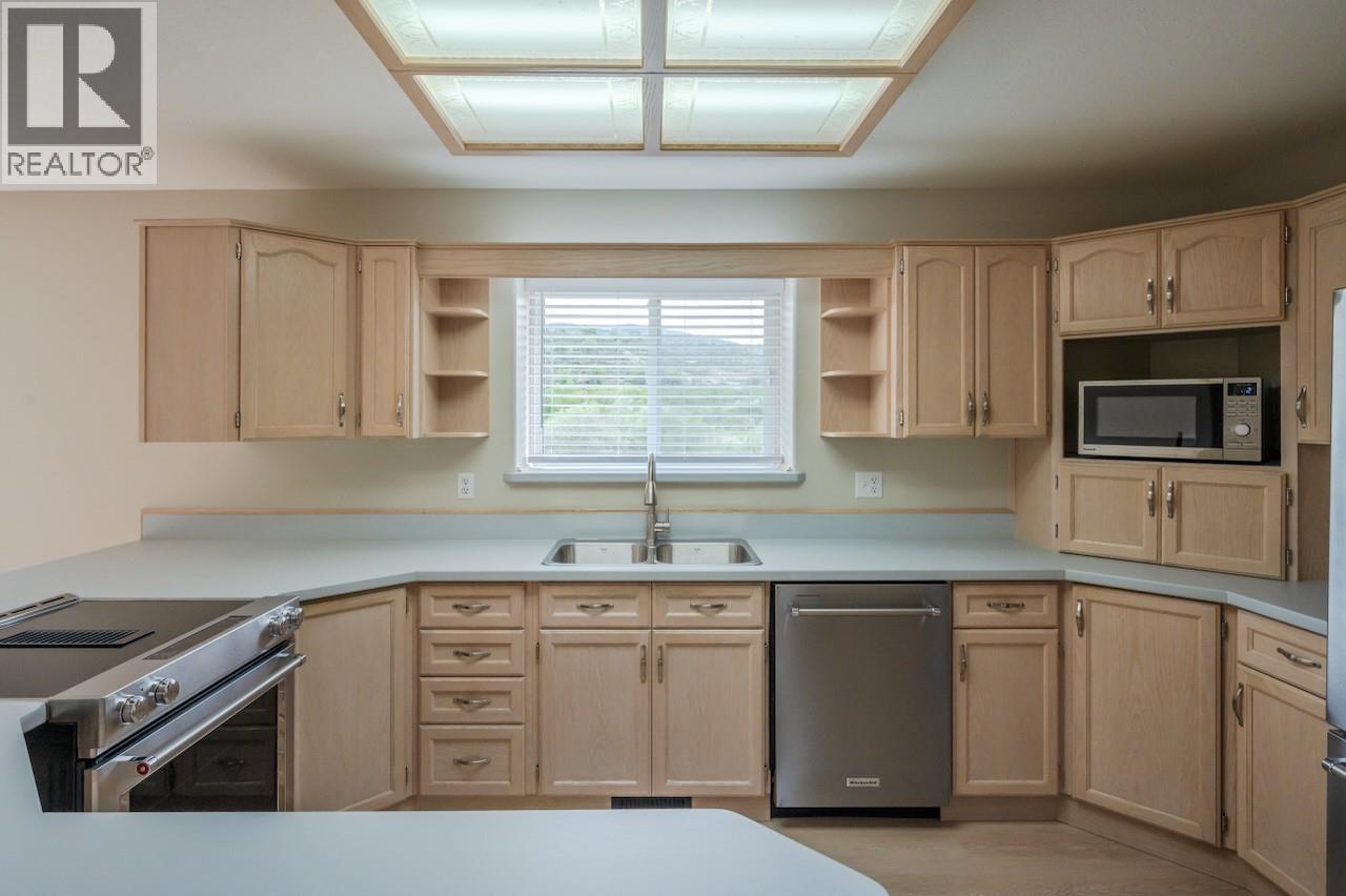 5629 Sawmill Road, Oliver