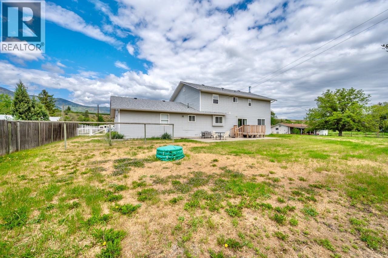 5629 Sawmill Road, Oliver