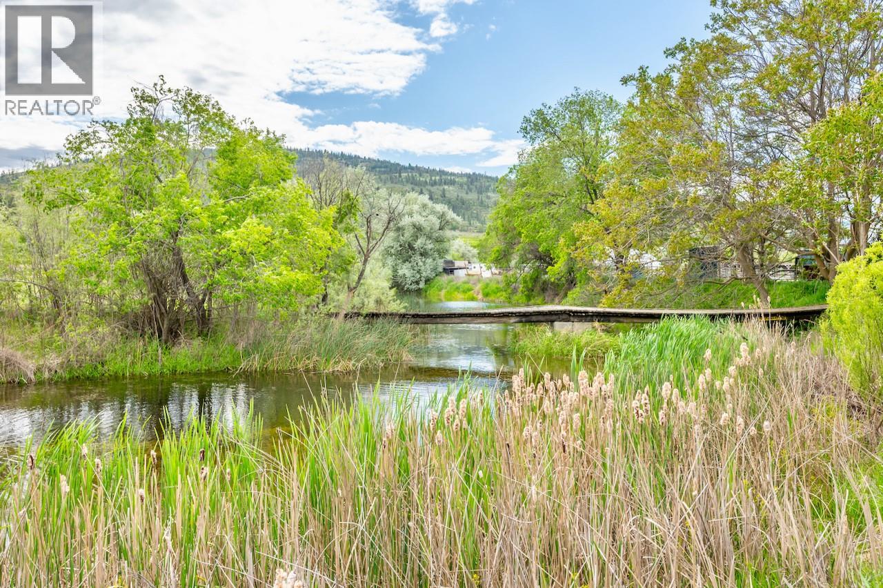 5629 Sawmill Road, Oliver