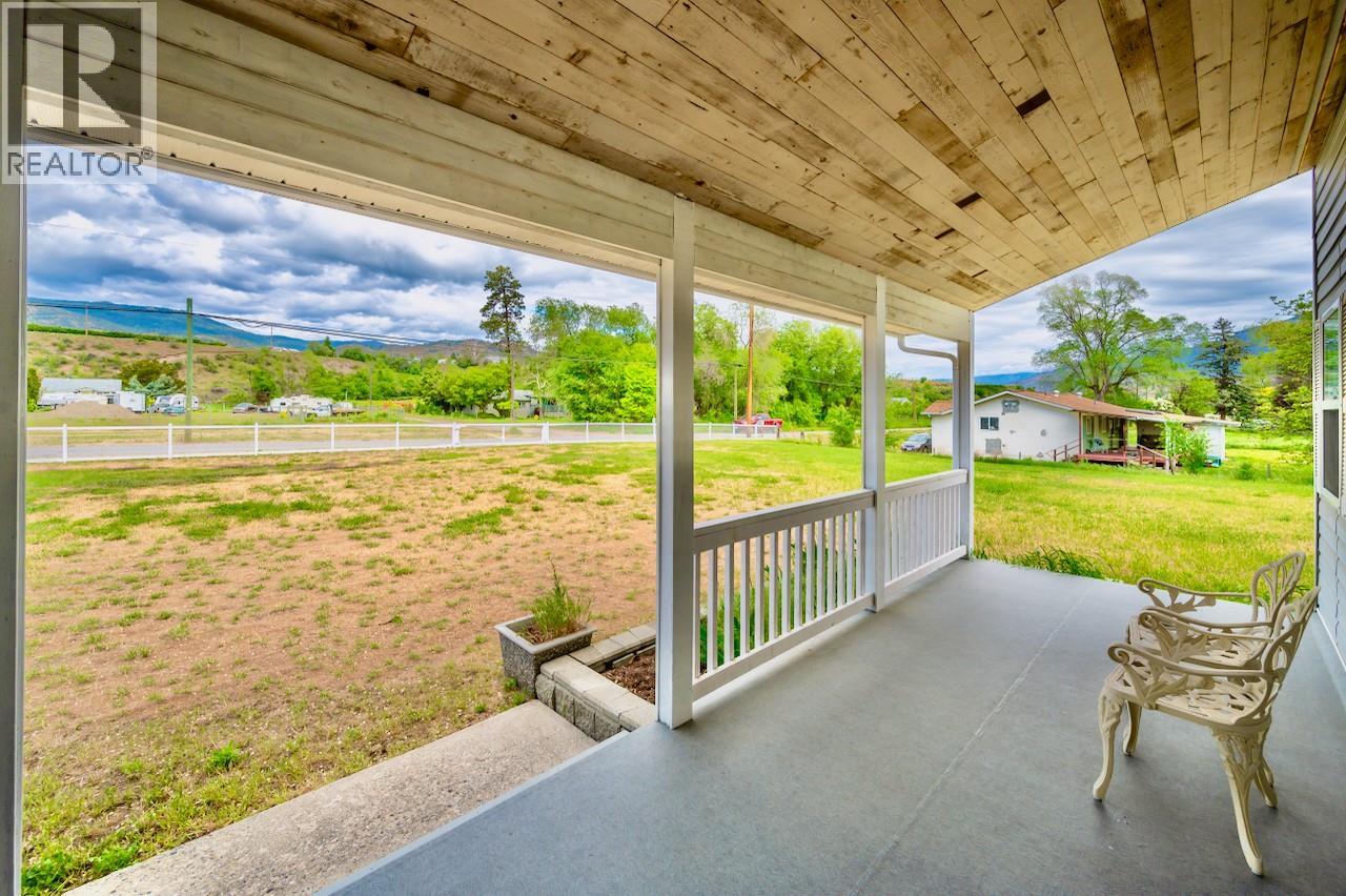 5629 Sawmill Road, Oliver