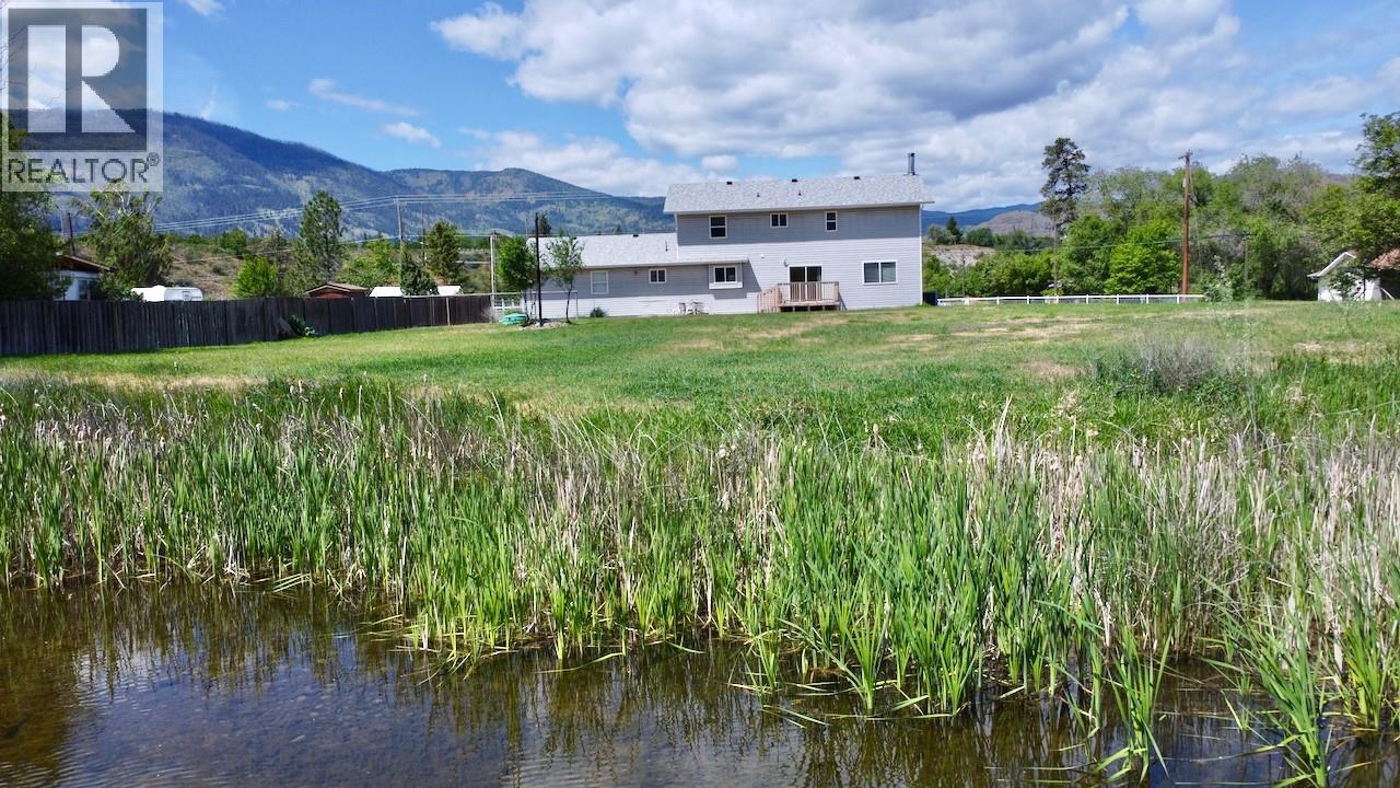 5629 Sawmill Road, Oliver