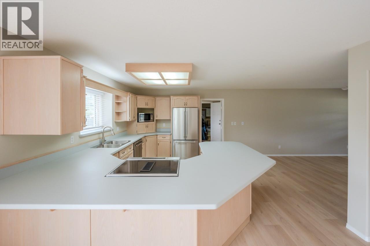 5629 Sawmill Road, Oliver