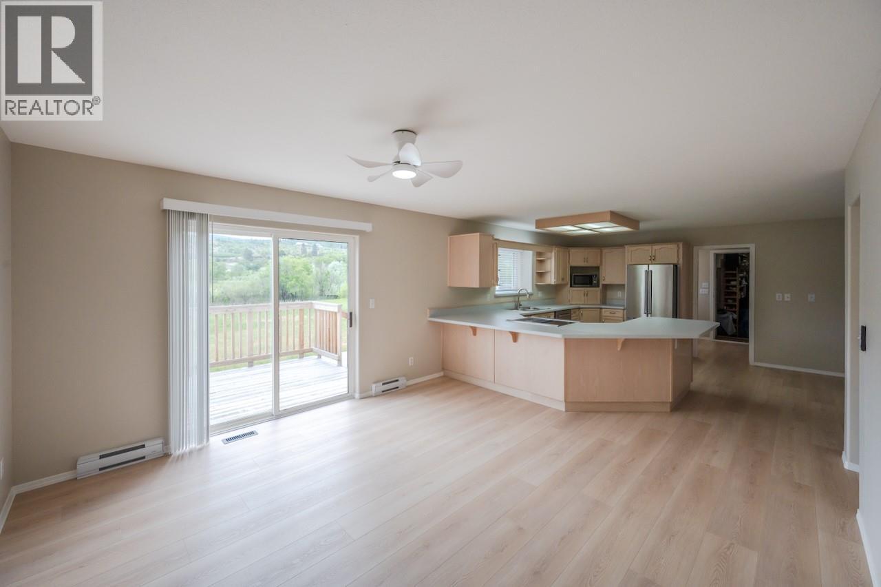 5629 Sawmill Road, Oliver