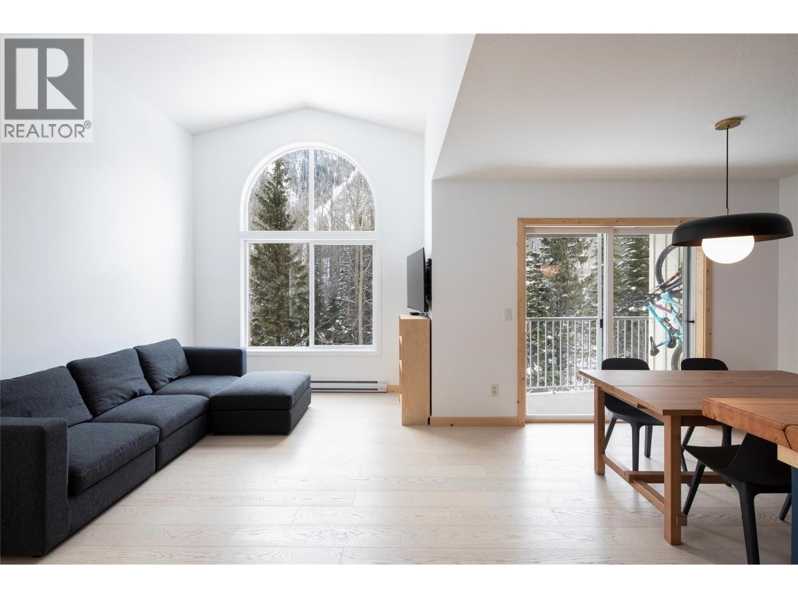 1380 Burfield Drive, Sun Peaks