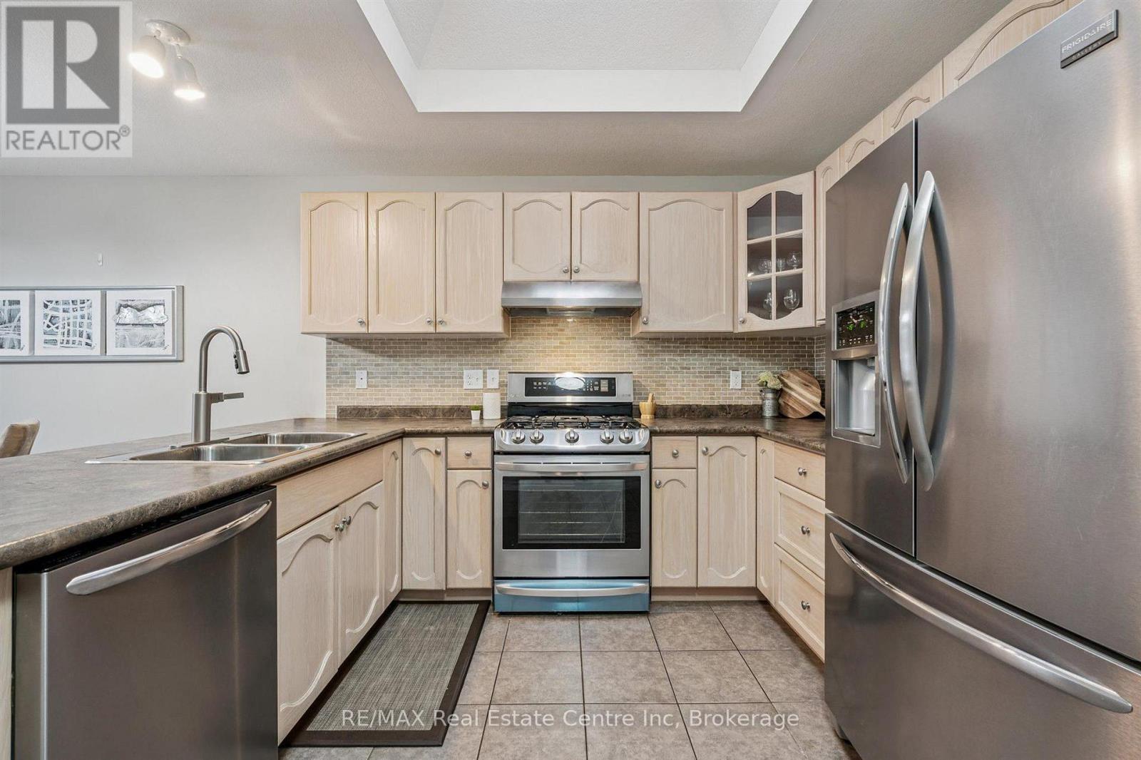 21 WIDEMAN BOULEVARD - 5