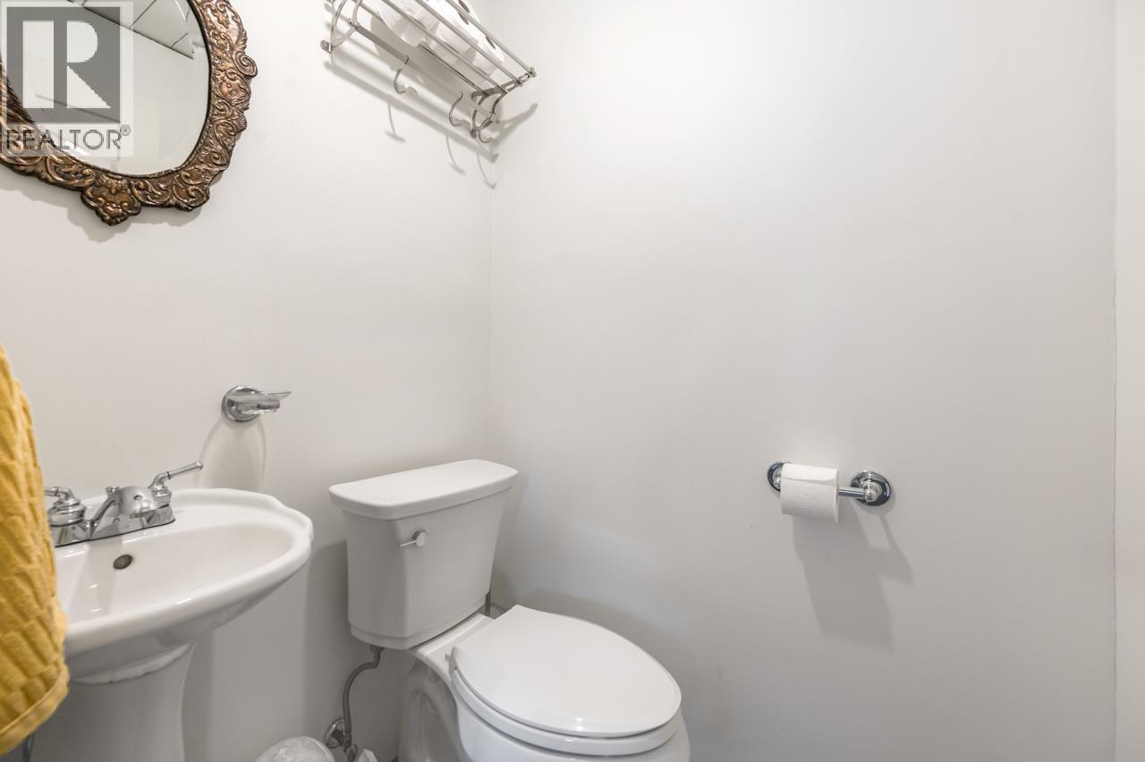 1311 NANAIMO STREET, New Westminster