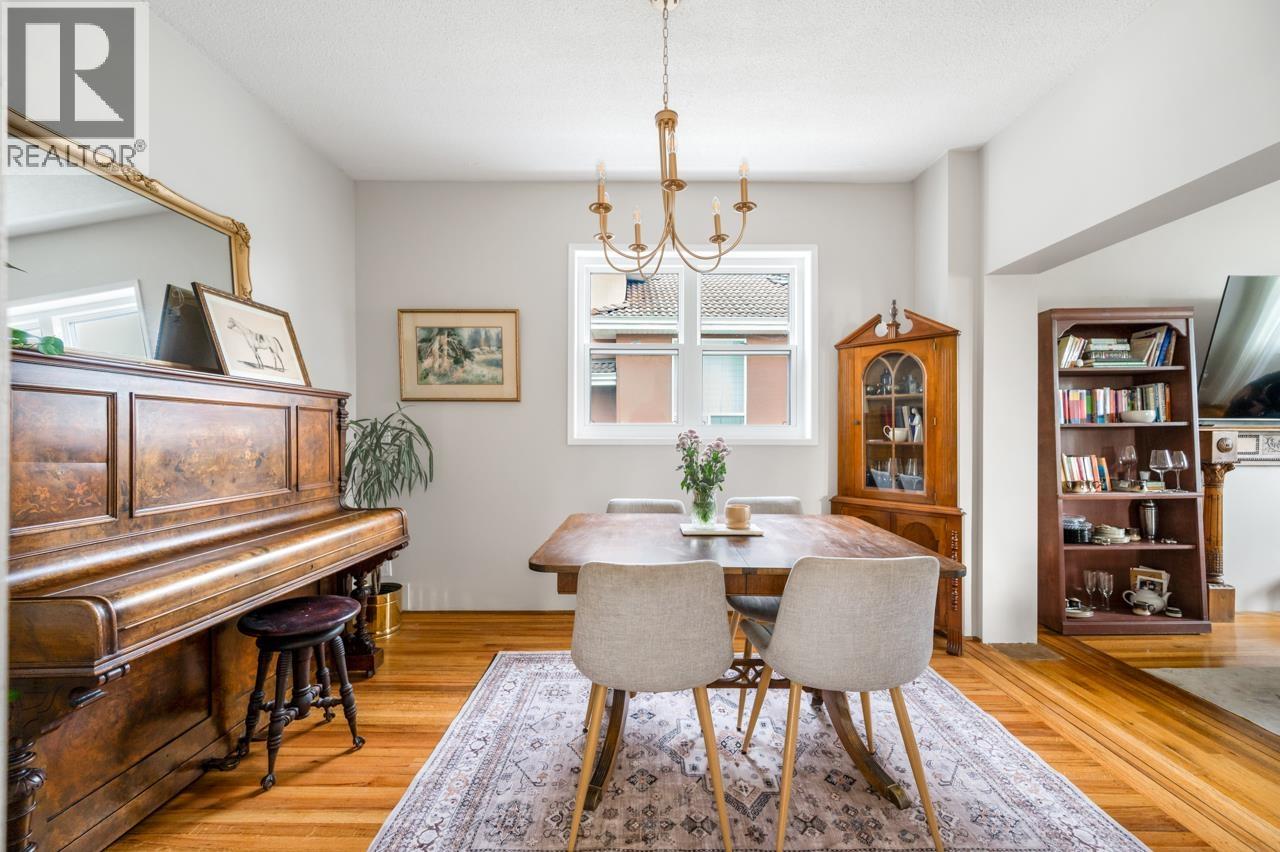 1311 NANAIMO STREET, New Westminster