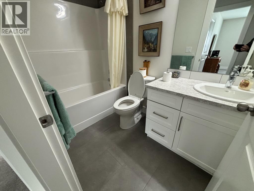 1435 72ND Avenue, Grand Forks