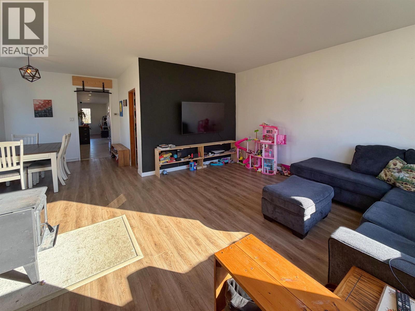 2103 SEAL COVE CIRCLE