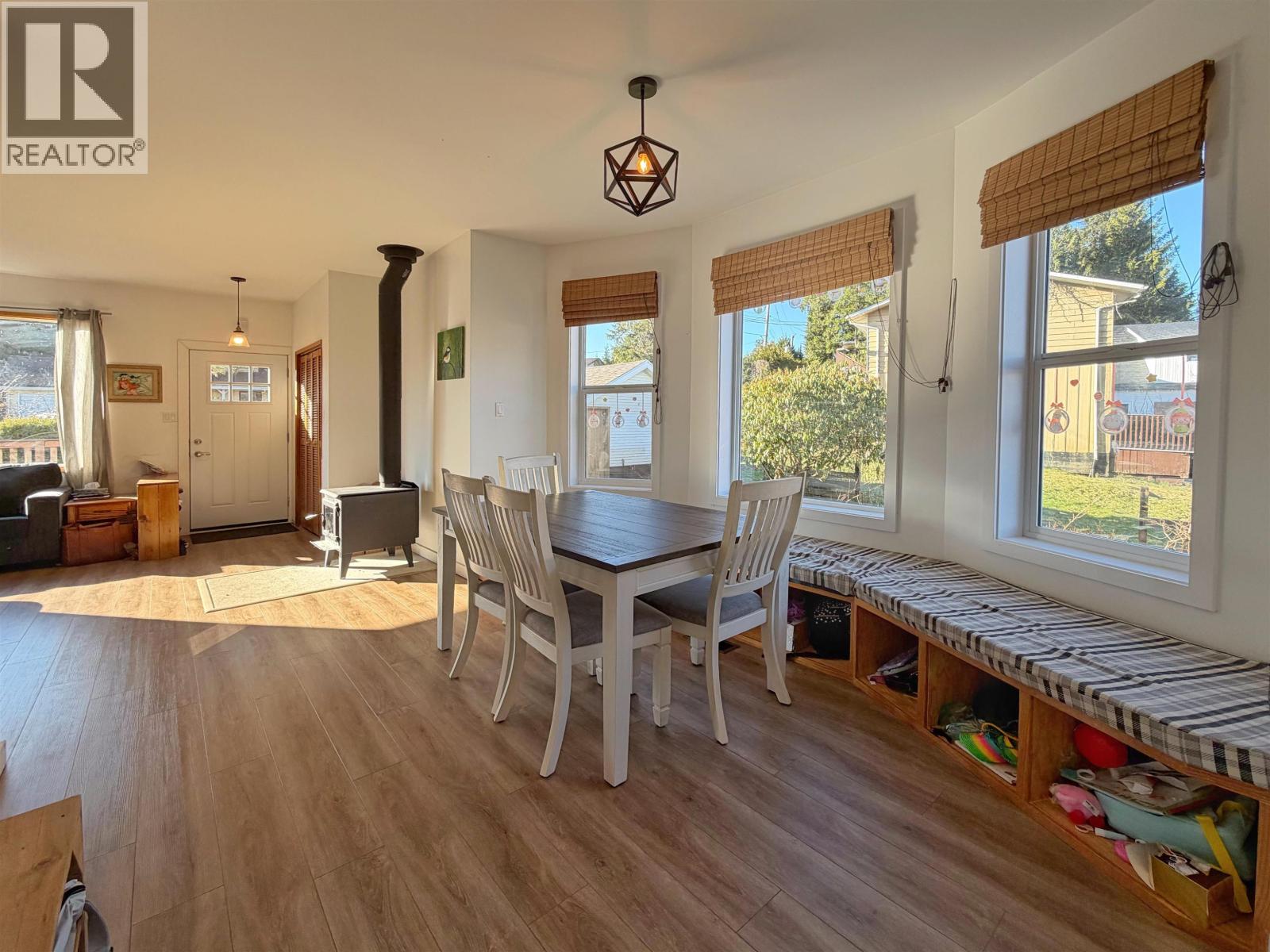 2103 SEAL COVE CIRCLE