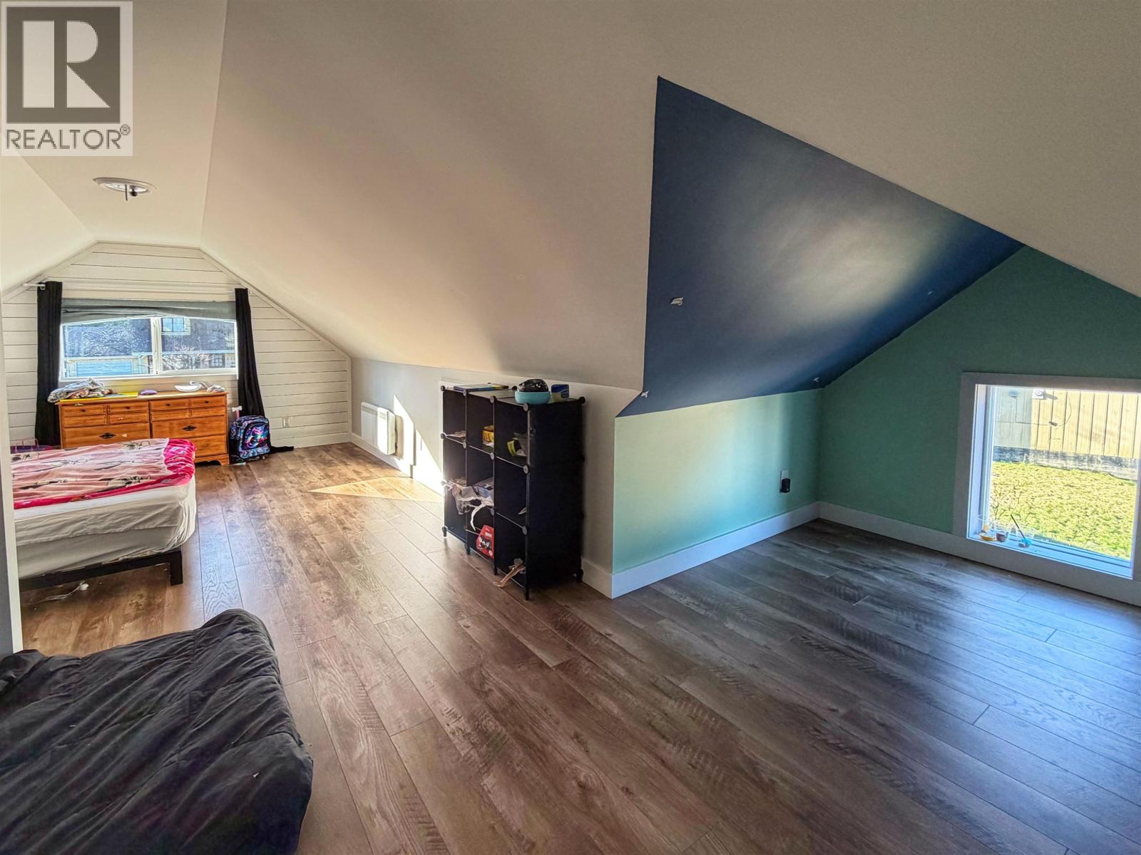 2103 SEAL COVE CIRCLE