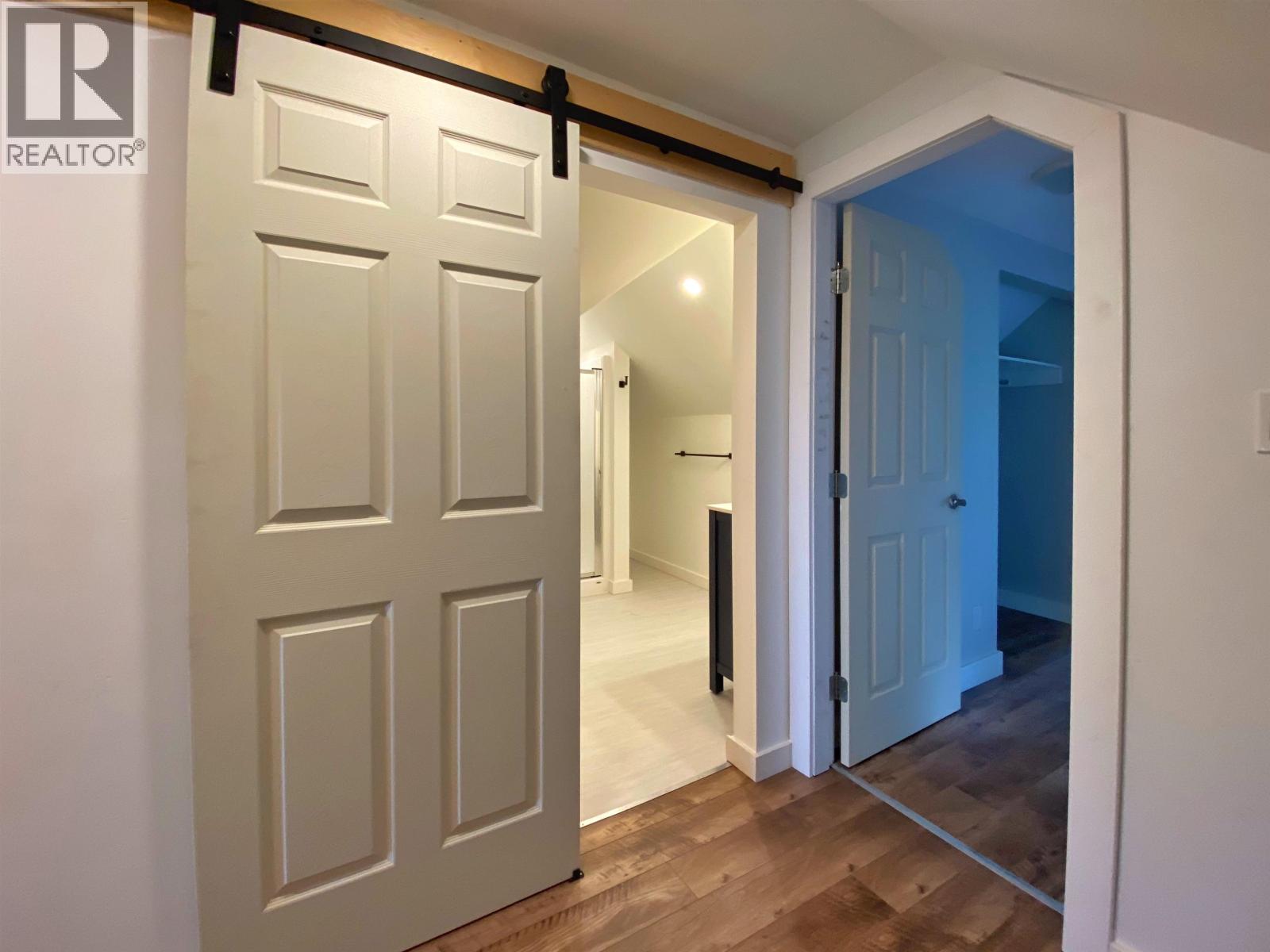 2103 SEAL COVE CIRCLE