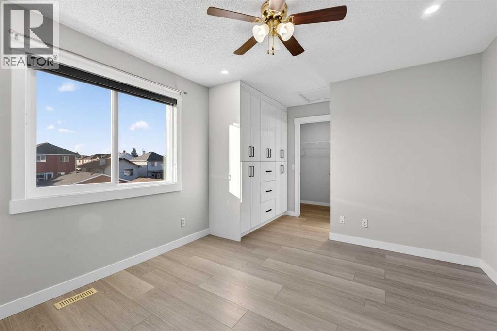 Single Family House for Sale in  Taravista Way NE Taradale Calgary 