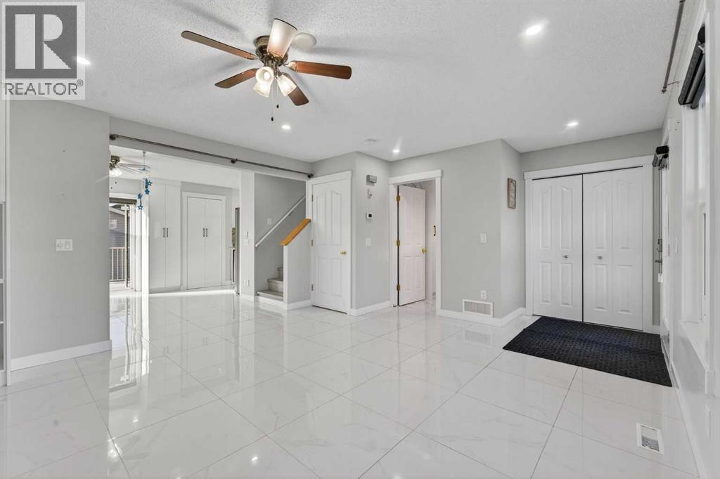 Single Family House for Sale in  Taravista Way NE Taradale Calgary 