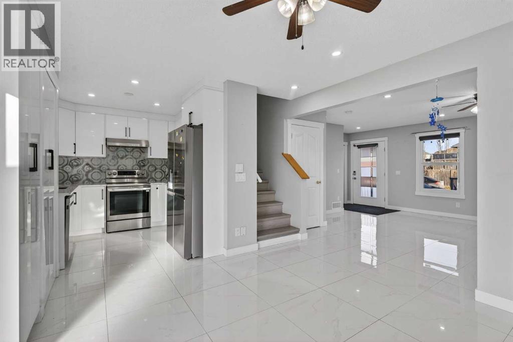 Single Family House for Sale in  Taravista Way NE Taradale Calgary 