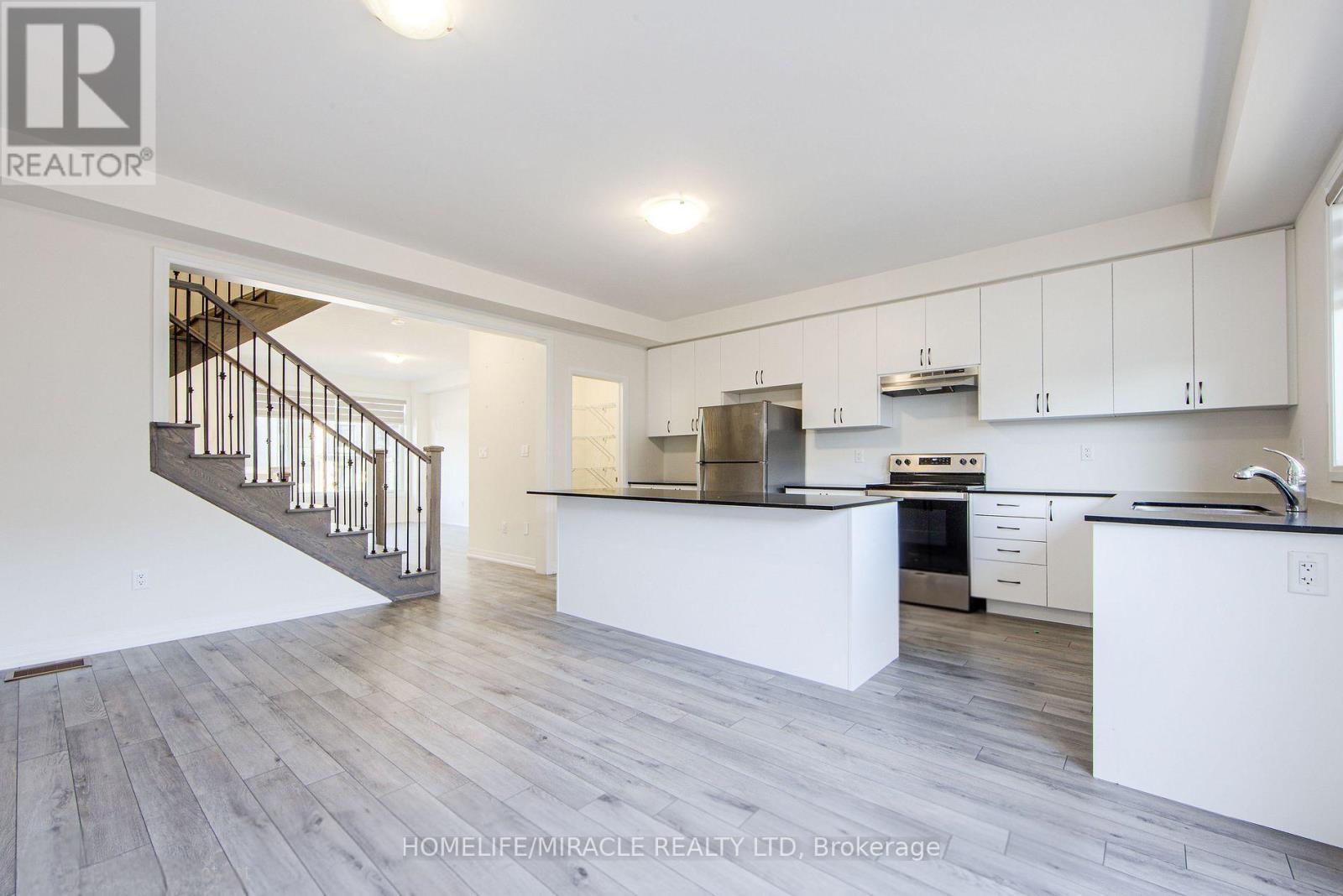 2711 PETER MATTHEWS DRIVE - 10