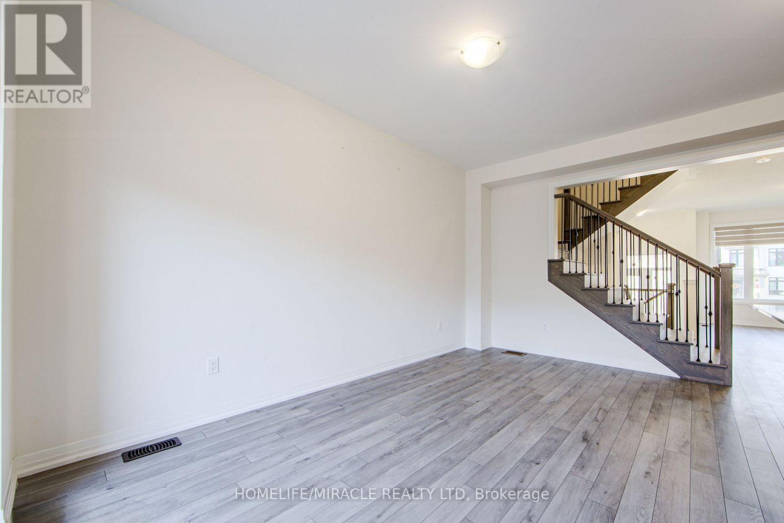2711 PETER MATTHEWS DRIVE - 12