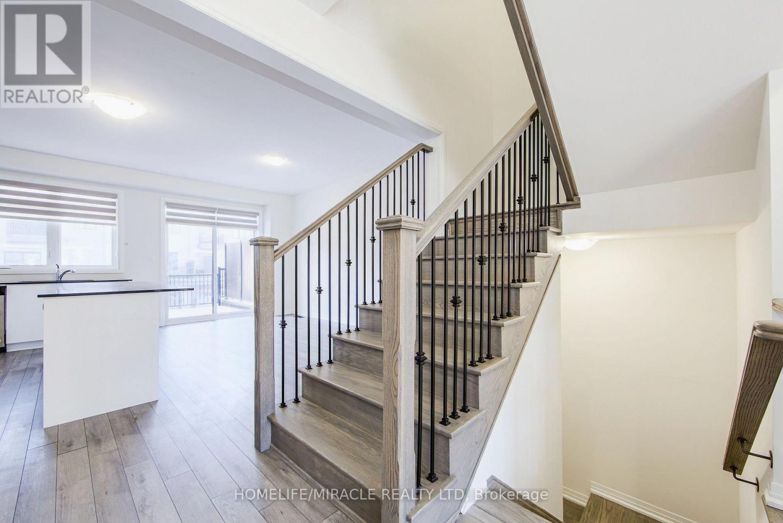 2711 PETER MATTHEWS DRIVE - 14
