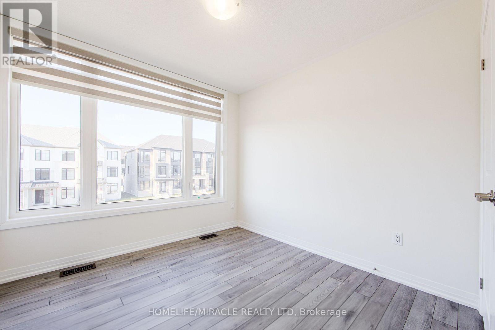 2711 PETER MATTHEWS DRIVE - 19