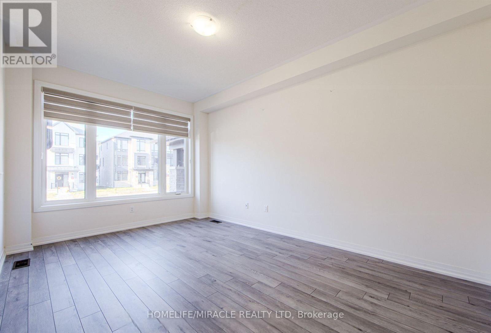 2711 PETER MATTHEWS DRIVE - 24