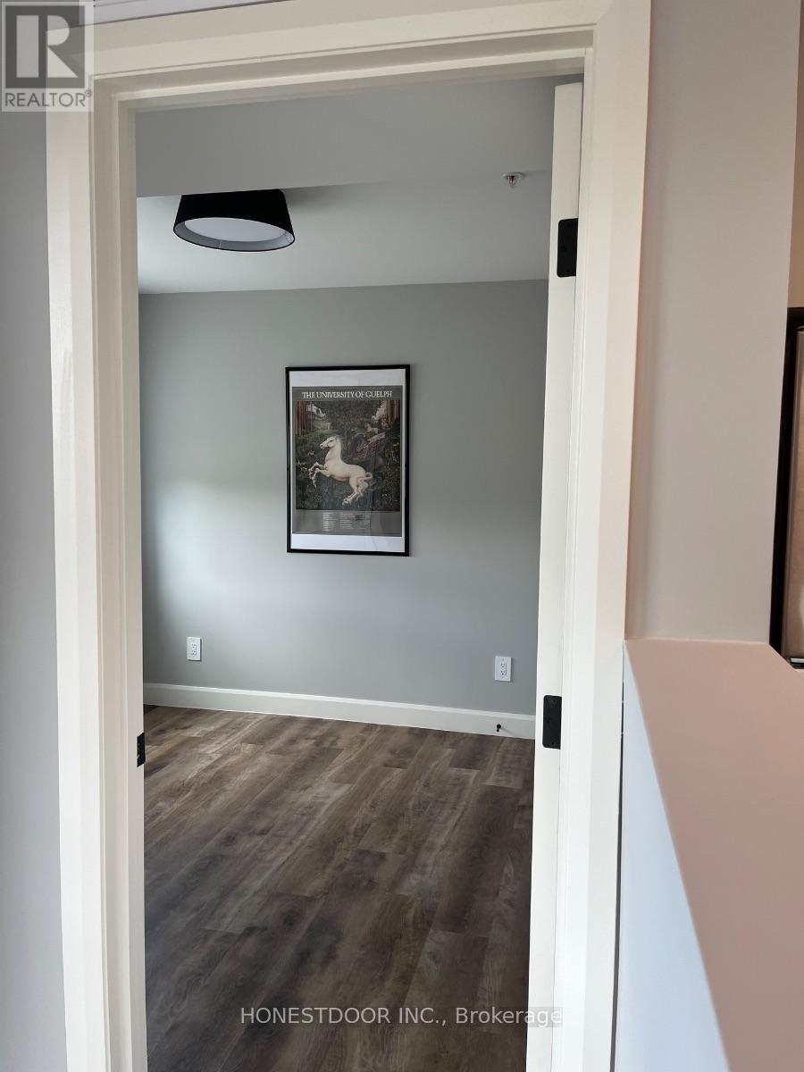 #303 34 NORMAN STREET - 18