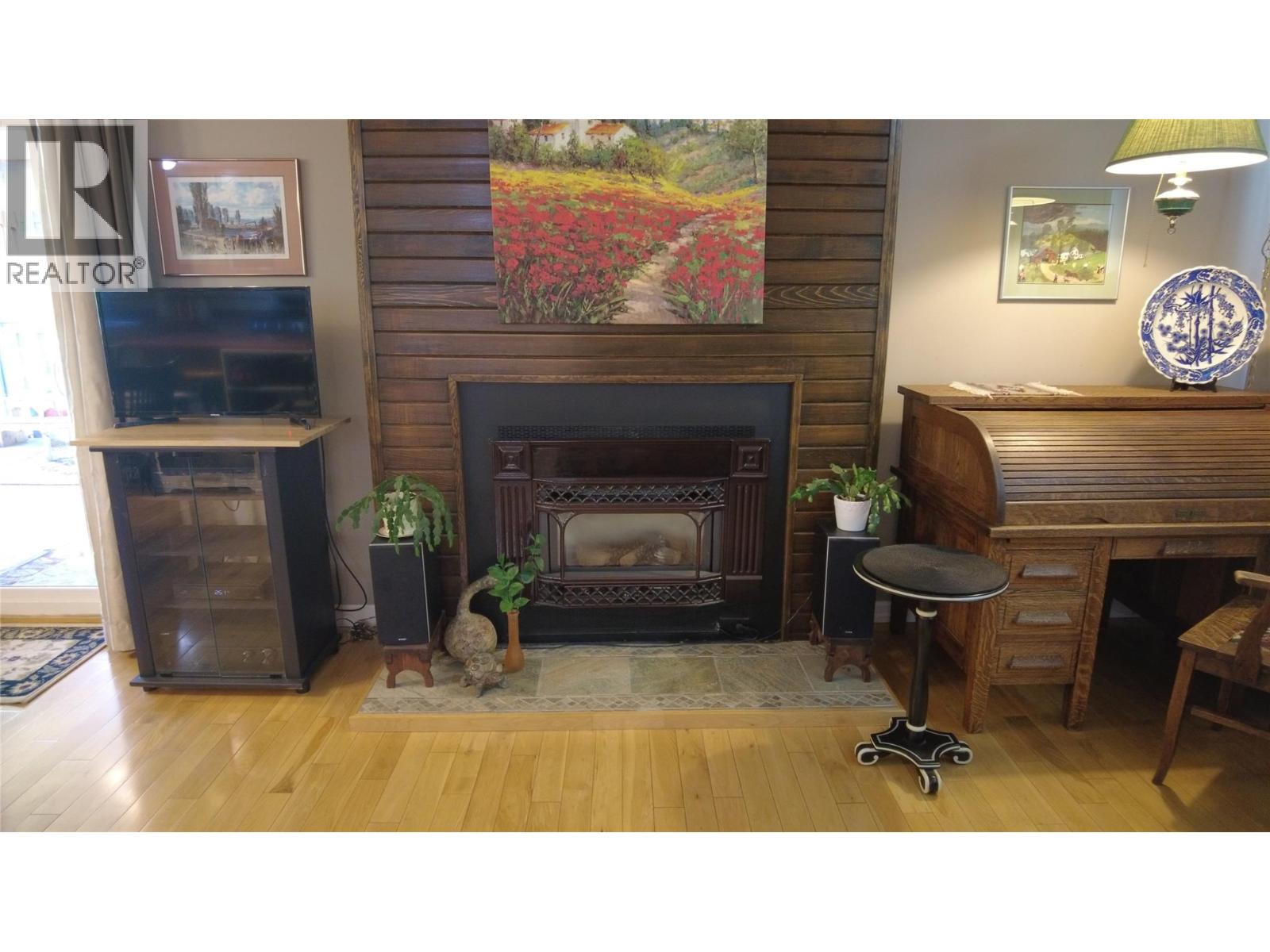 7389 Valley Heights Drive, Grand Forks