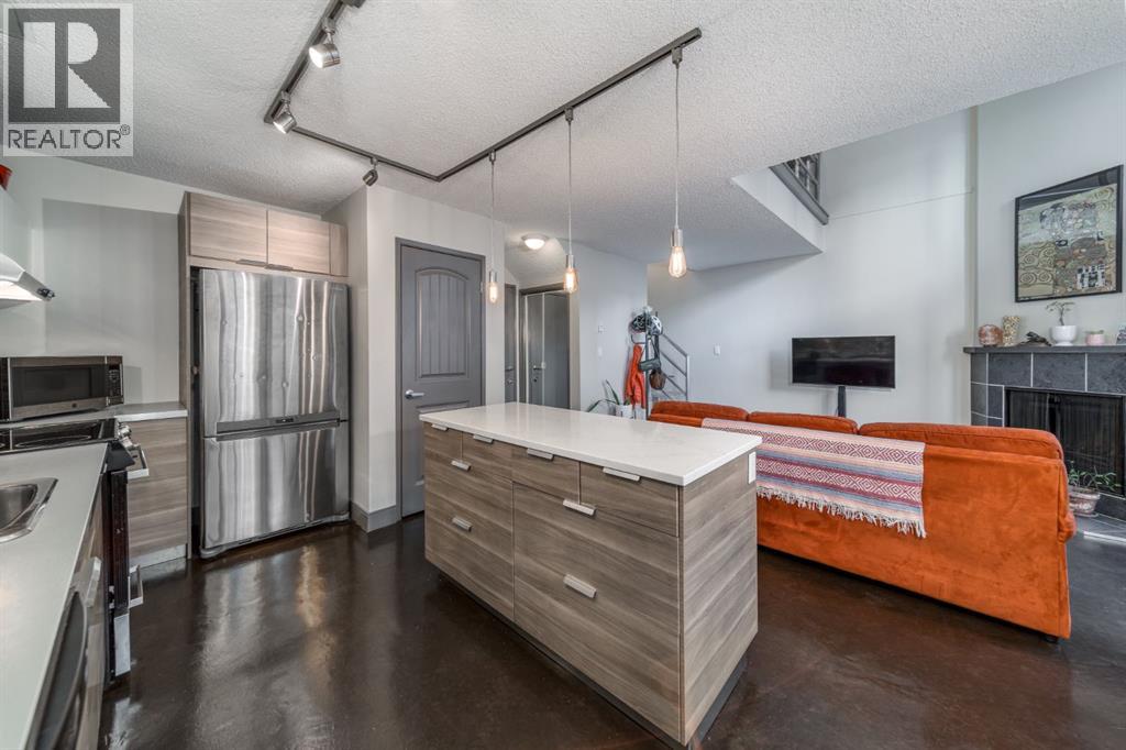 Single Family House Multi-level for Sale in    Avenue SW Eau Claire Calgary 