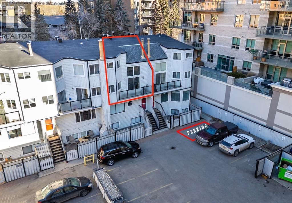 Single Family House Multi-level for Sale in    Avenue SW Eau Claire Calgary 